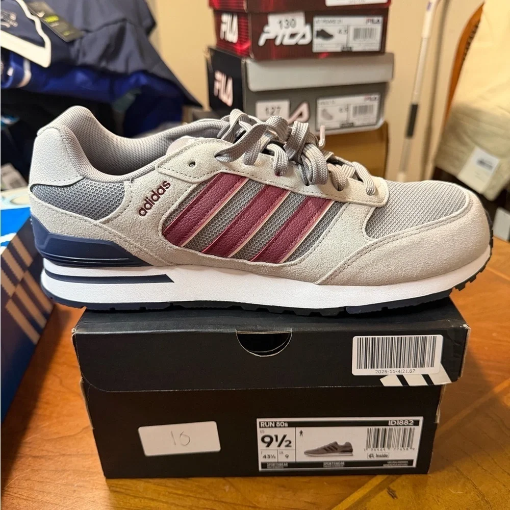 NIB Adidas Men's Run '80s Sneakers | Grey/Red | Size: 9.5